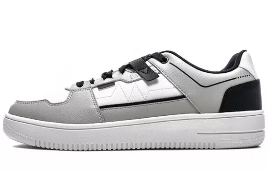 Кроссовки Xtep, бежевые/серые