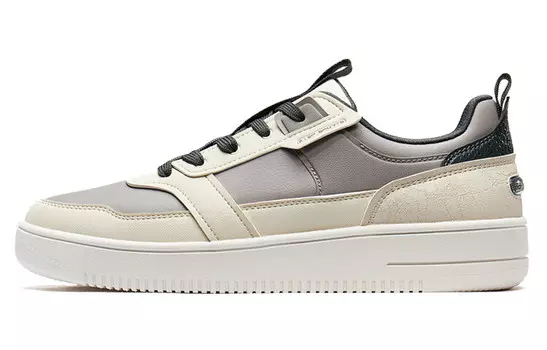 Кроссовки Xtep, бежевые/серые