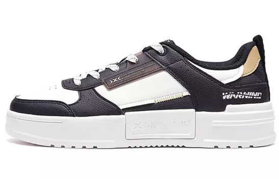 Кроссовки Xtep, черные/белые