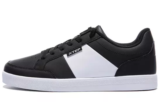 Кроссовки Xtep, черные/белые