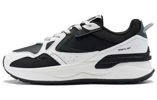 Кроссовки XTEP Light-year 5.0 Lifestyle Shoes Men Low-top Black/White, черный/белый
