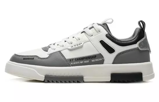 Кроссовки Xtep, серые/белые/черные