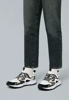 Кроссовки YAMANO Flower Mountain, белый