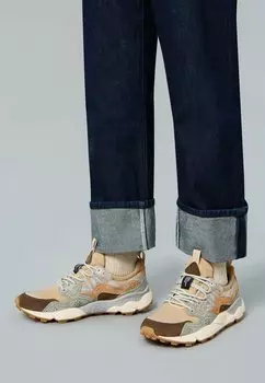 Кроссовки YAMANO Flower Mountain, светло-коричневый