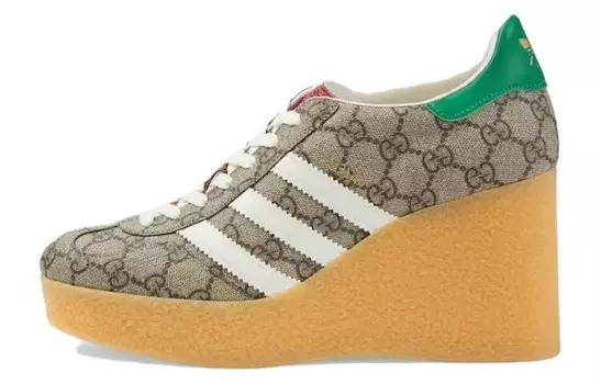 Кроссовки женские Adidas x Gucci Gazelle Series, бежевый / зеленый