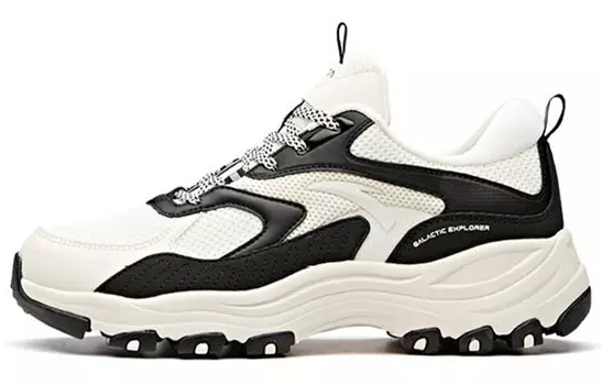 Кроссовки женские Lifestyle Low-top белые/черные Anta