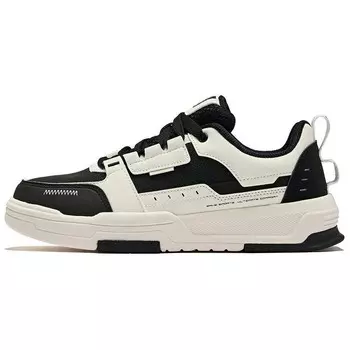 Кроссовки женские Lifestyle Low-Top Black / Micro Crystal White Erke
