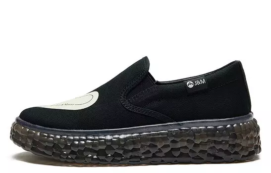 Кроссовки женские Lifestyle с низким верхом, черного цвета Joy&Mario