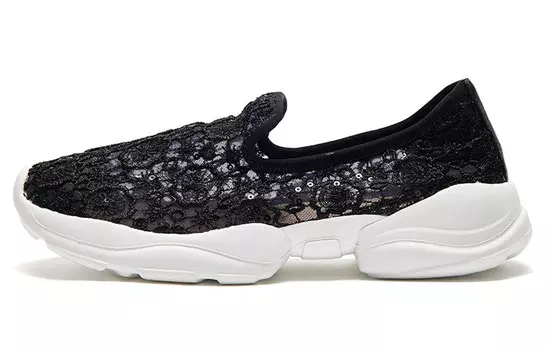 Кроссовки женские Lifestyle с низким верхом, черного цвета Joy&Mario