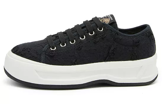 Кроссовки женские Lifestyle с низким верхом, черного цвета Joy&Mario