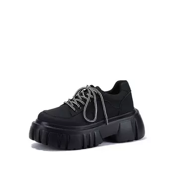 Кроссовки женские Lifestyle с низким верхом, черного цвета Selaiya