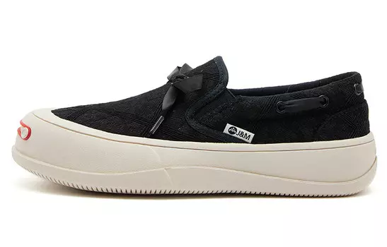 Кроссовки женские Lifestyle с низким верхом, черного цвета Joy&Mario