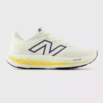 Кроссовки женские New Balance WVNGOCJ6, белый