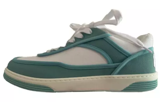 Кроссовки женские низкие Chanel, зеленый