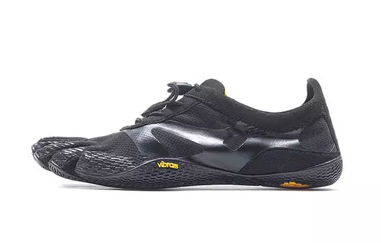 Кроссовки женские низкие черные Vibram