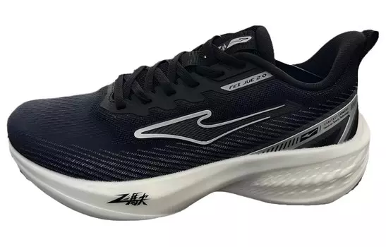 Кроссовки женские низкие черный Erke