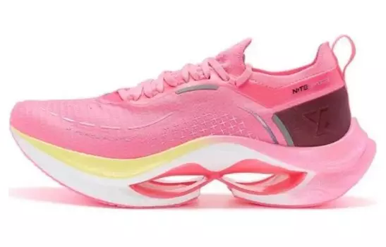 Кроссовки женские низкие персиково-розовые/черные Xtep