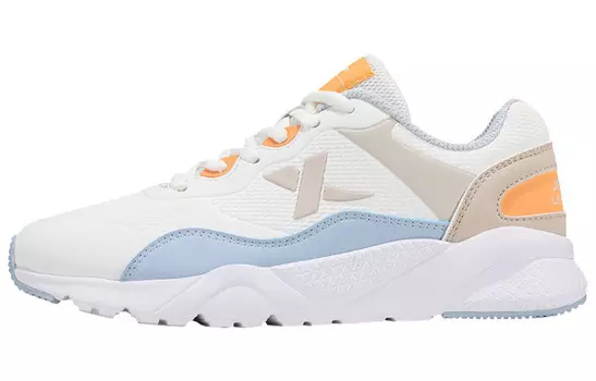 Кроссовки женские с низким верхом