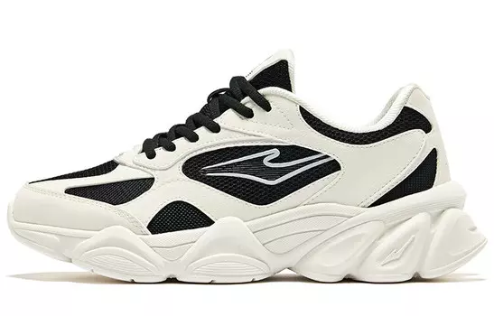 Кроссовки женские с низким верхом белого/черного цвета Erke