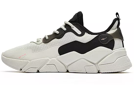 Кроссовки женские с низким верхом белого/черного цвета Erke