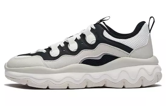 Кроссовки женские с низким верхом белого/черного цвета 361°