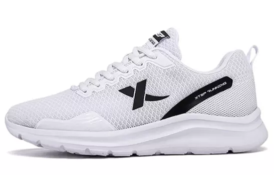 Кроссовки женские с низким верхом белые/черные Xtep