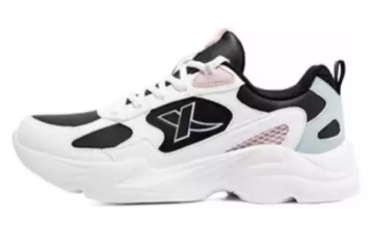 Кроссовки женские с низким верхом белые/черные Xtep