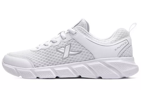 Кроссовки женские с низким верхом белые/серые Xtep