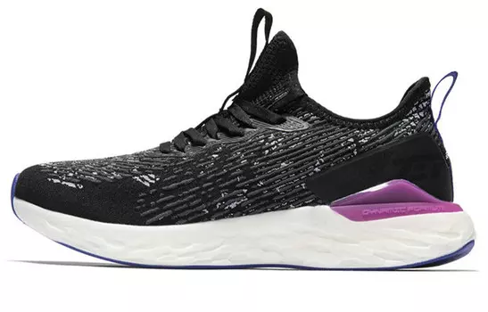 Кроссовки женские с низким верхом, черные/белые Xtep