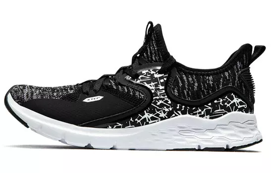 Кроссовки женские с низким верхом, черные/фиолетовые Xtep