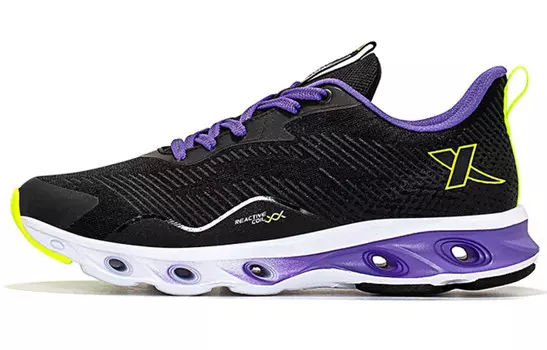 Кроссовки женские с низким верхом, черные/фиолетовые Xtep