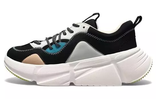 Кроссовки женские с низким верхом, черные Ugg