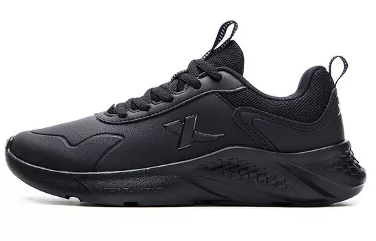 Кроссовки женские с низким верхом, черные Xtep