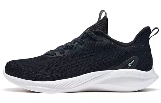 Кроссовки женские с низким верхом, черные Xtep