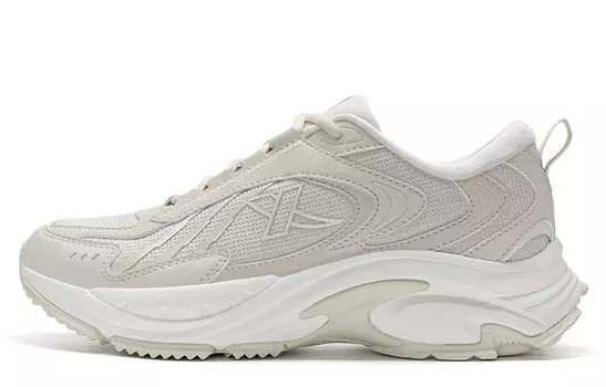 Кроссовки женские с низким верхом, цвет белый, песочно-серый / парусно-белый Xtep