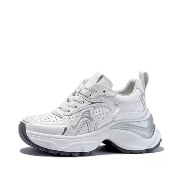 Кроссовки женские толстые низкие Bellalily, белый