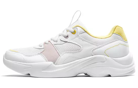 Кроссовки женские толстые низкие белые/пудровые Xtep