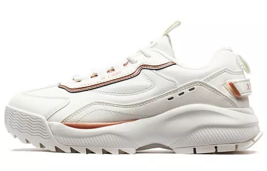 Кроссовки женские толстые низкие белые Xtep