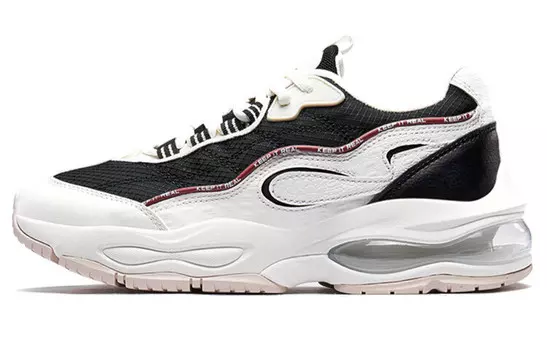 Кроссовки женские толстые низкие черные/белые Xtep