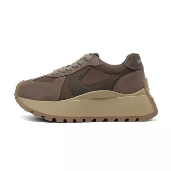 Кроссовки женские толстые низкие коричневый Daphne