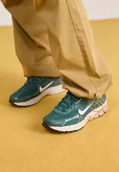 Кроссовки ZOOM VOMERO 5 Nike Sportswear, зеленый