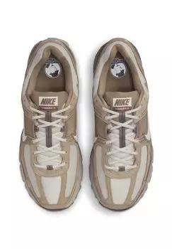 Кроссовки ZOOM VOMERO 5 PK Nike Sportswear, бежевый
