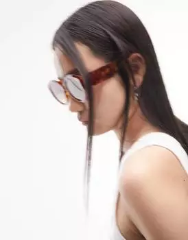 Круглые солнцезащитные очки больших размеров в коричневом цвете Topshop