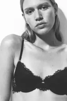 Кружевной бюстгальтер пуш-ап H&M, черный