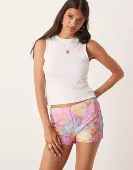 Кружевные микромини-шорты ASOS DESIGN с розовым цветочным принтом