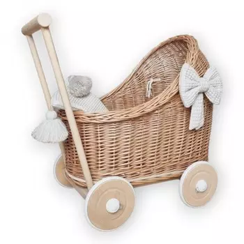 Кукольная коляска из натурального плетеного материала с постельным бельем на деревянных колесах. WikliBOX