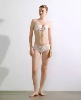 Кюлоты незаметны сзади и широкие по бокам цветы Antigel, цвет Crudo