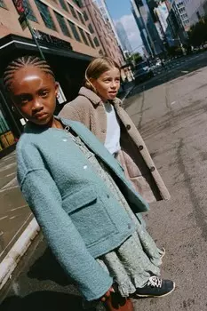 Куртка-бомбер букле с карманами ZARA, средний-синий