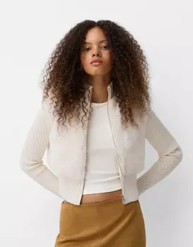 Куртка-Бомбер из искусственного меха с ребристыми рукавами Bershka, бежевый