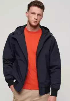 Куртка-бомбер Superdry "SURPLUS NYLON HOODED BOMBER", с капюшоном, цвет Eclipse Navy